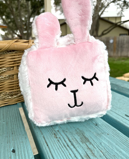 Cloth Rabbit Face Home – whole:cloth